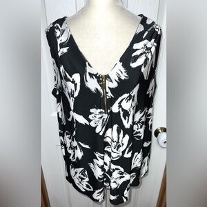 (NWOT) INC Tank Top Sleeveless Blouse Black/White Floral 0X (Like XL)